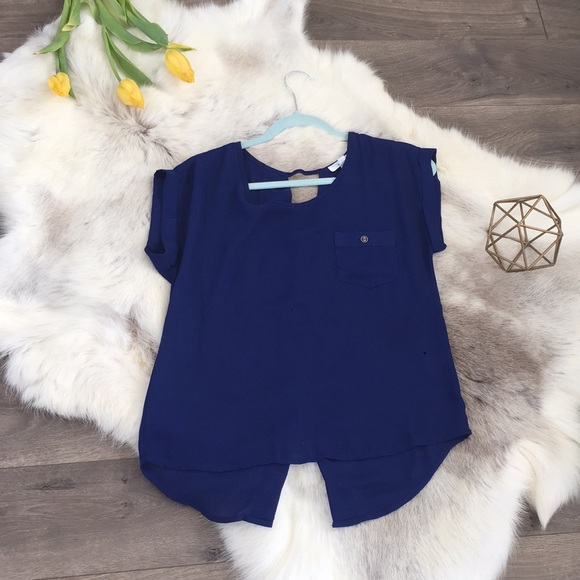 Tops - Blouse